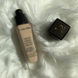 Lancome Teint Idole Ultra Wear 24h - 220 buff c